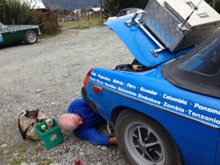 Blue B being fixed at Hosteria Catalina Hornopieren 1